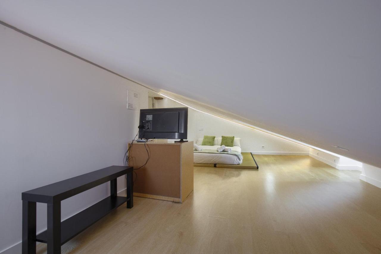 Charming Barrio De Las Letras Madrid Ngoại thất bức ảnh