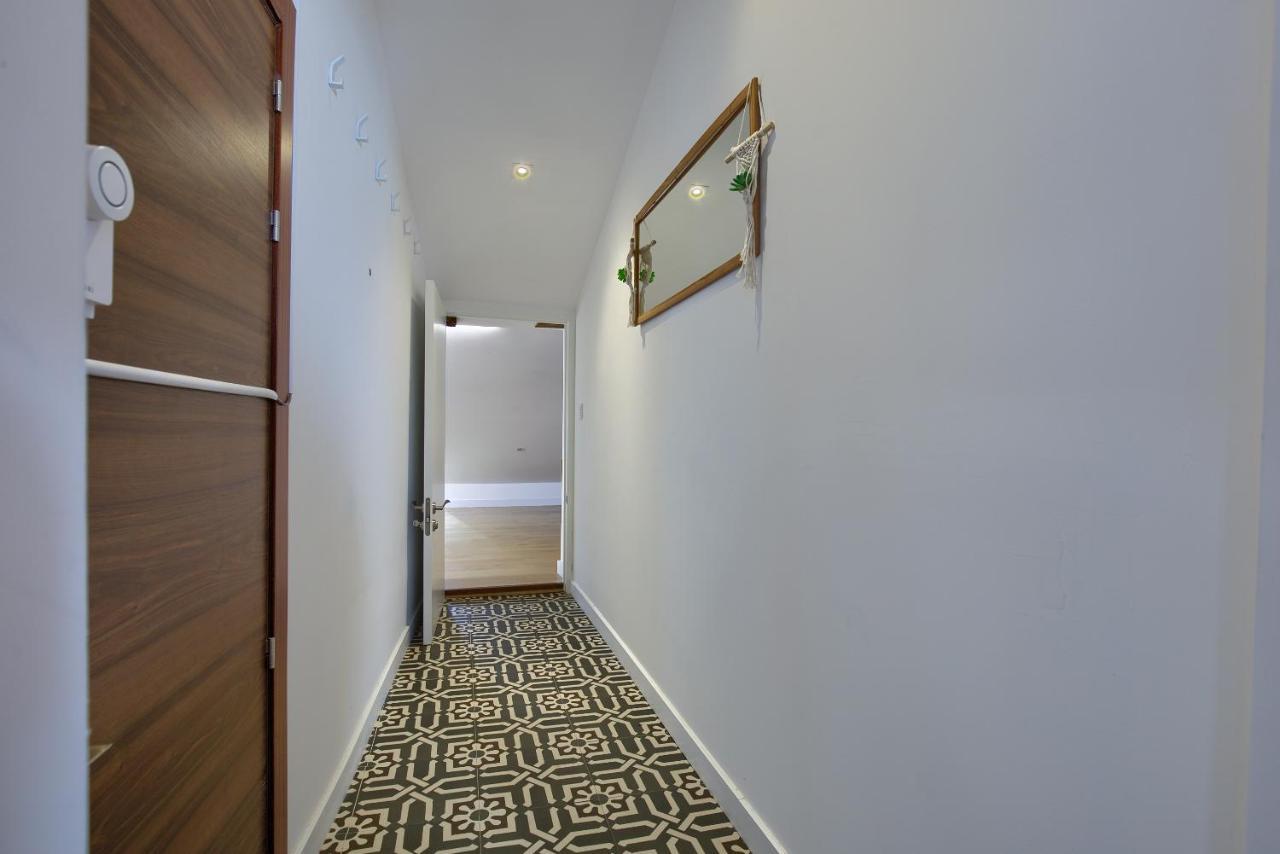 Charming Barrio De Las Letras Madrid Ngoại thất bức ảnh